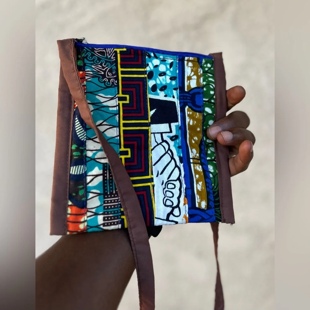 NW 💯 Cotton Patch Vlisco Fabric Crossbody Purse Sz 6”x6”
